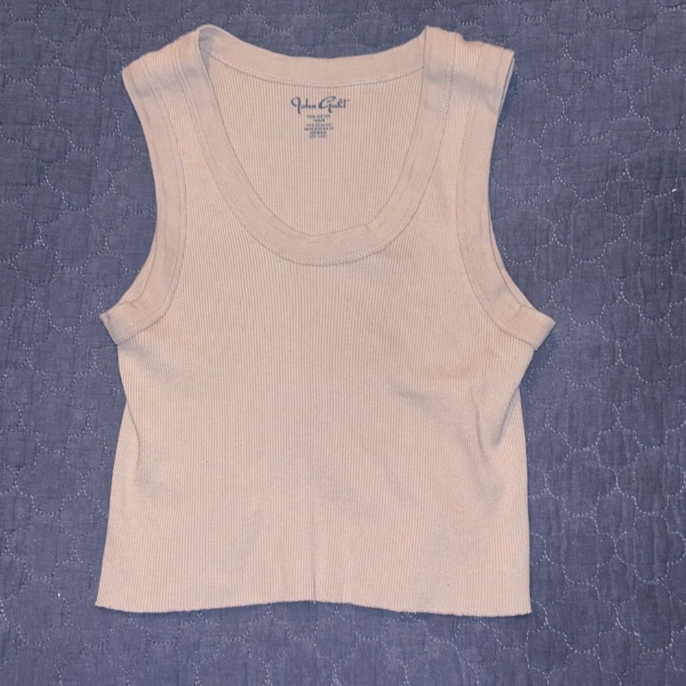 Women’s Brandy Melville new without tags size small color is beige crop tank
